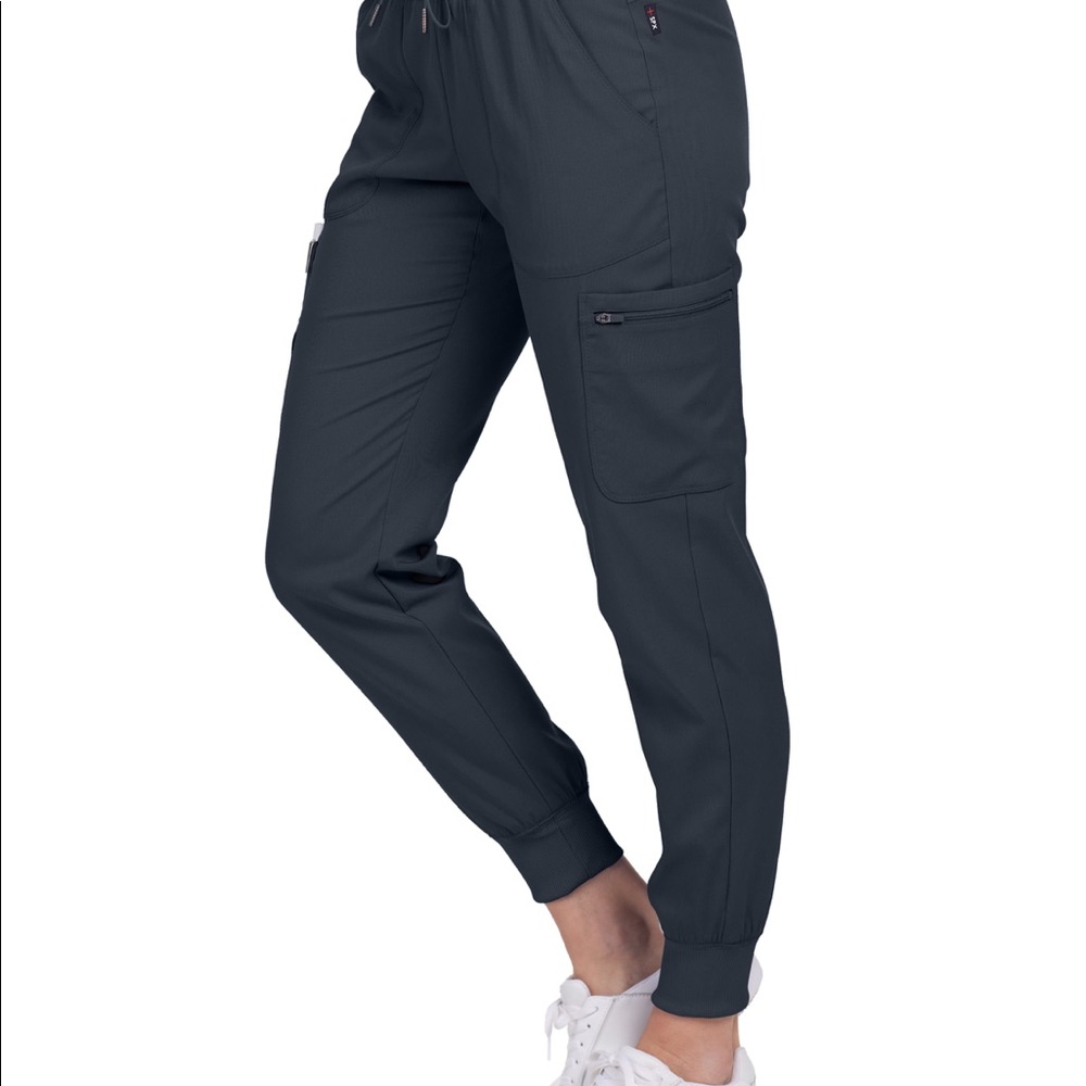 Grey’s Anatomy 7 Pocket Cargo Jogger Pant